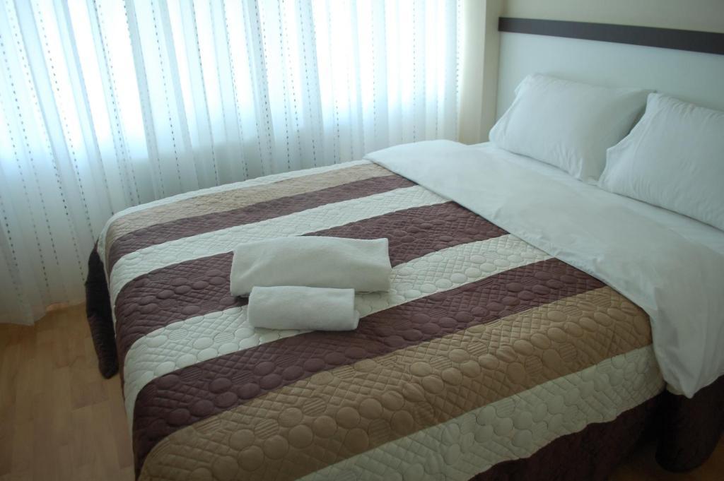 Flora Hotel Burhanli Habitación foto